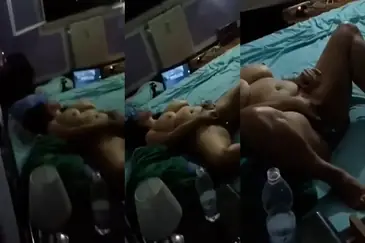 Bokep Indo Ngintip Tante Torbut Lagi Colmek poster