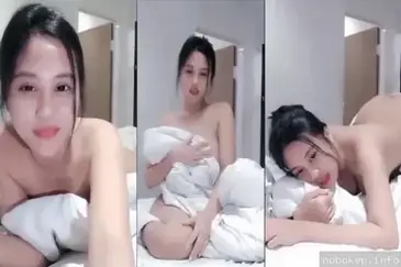 Gadis Cantik Live Pamerkan Memek Montok Ngentot Brutal poster